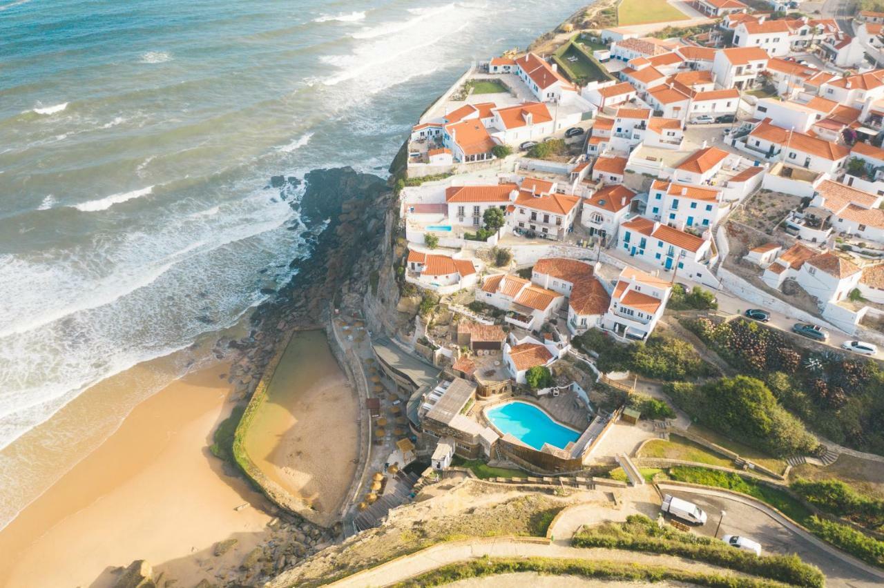 Azenhas Do Mar West Coast Design And Surf Villas Sintra Bagian luar foto